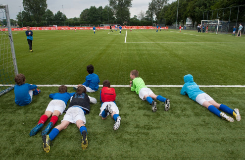 Jeugdafdelingen Utrechtse voetbalclubs staan onder druk
